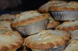 Mince pies - high in calories and fat making you gain weight over the holidays